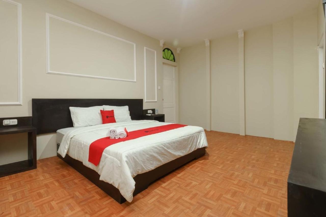 Reddoorz Syariah Near Suzuya Mall Banda Aceh 2 Geutieue Buitenkant foto